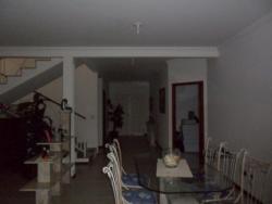 Sobrado para Venda em Louveira - 4