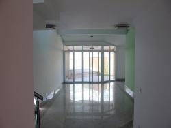 #SO0226 - Sobrado para Venda em Indaiatuba - SP