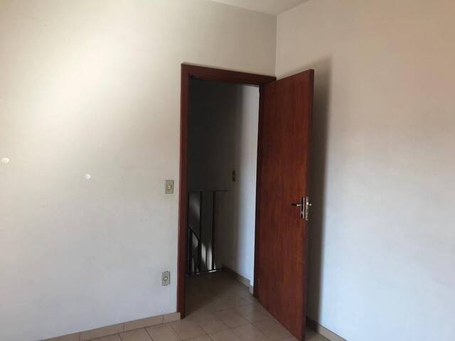 Casa para Venda em Vinhedo - 3