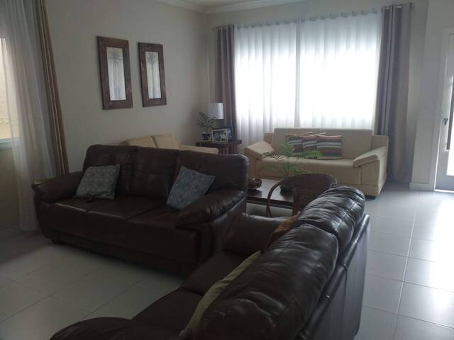 #CA5680 - Casa para Venda em Vinhedo - SP