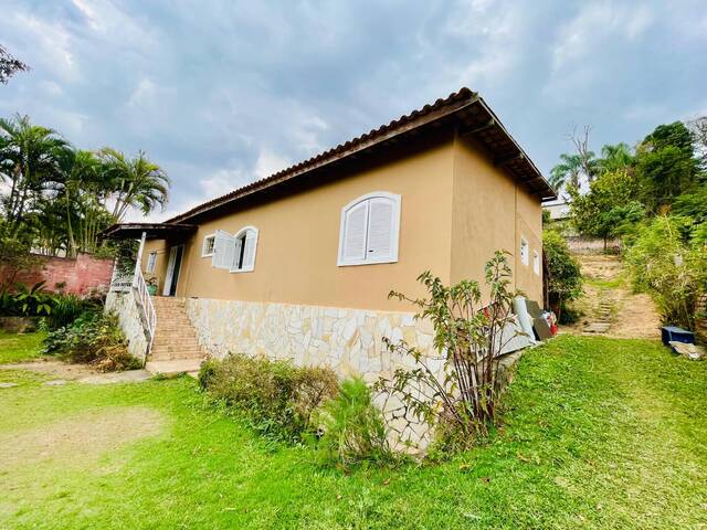 #CA5777 - Casa para Venda em Vinhedo - SP