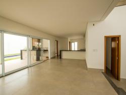 #CA0557 - Casa para Venda em Campinas - SP