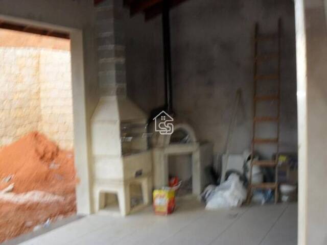 Sobrado para Venda em Louveira - 4