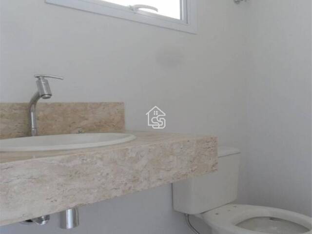 Sobrado para Venda em Vinhedo - 2