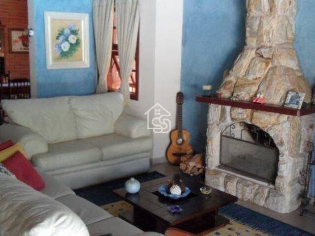 Sobrado para Venda em Louveira - 4